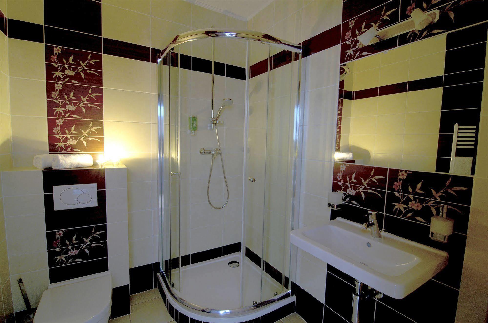 Eco Friendly Hotel Dalia Кошице Экстерьер фото