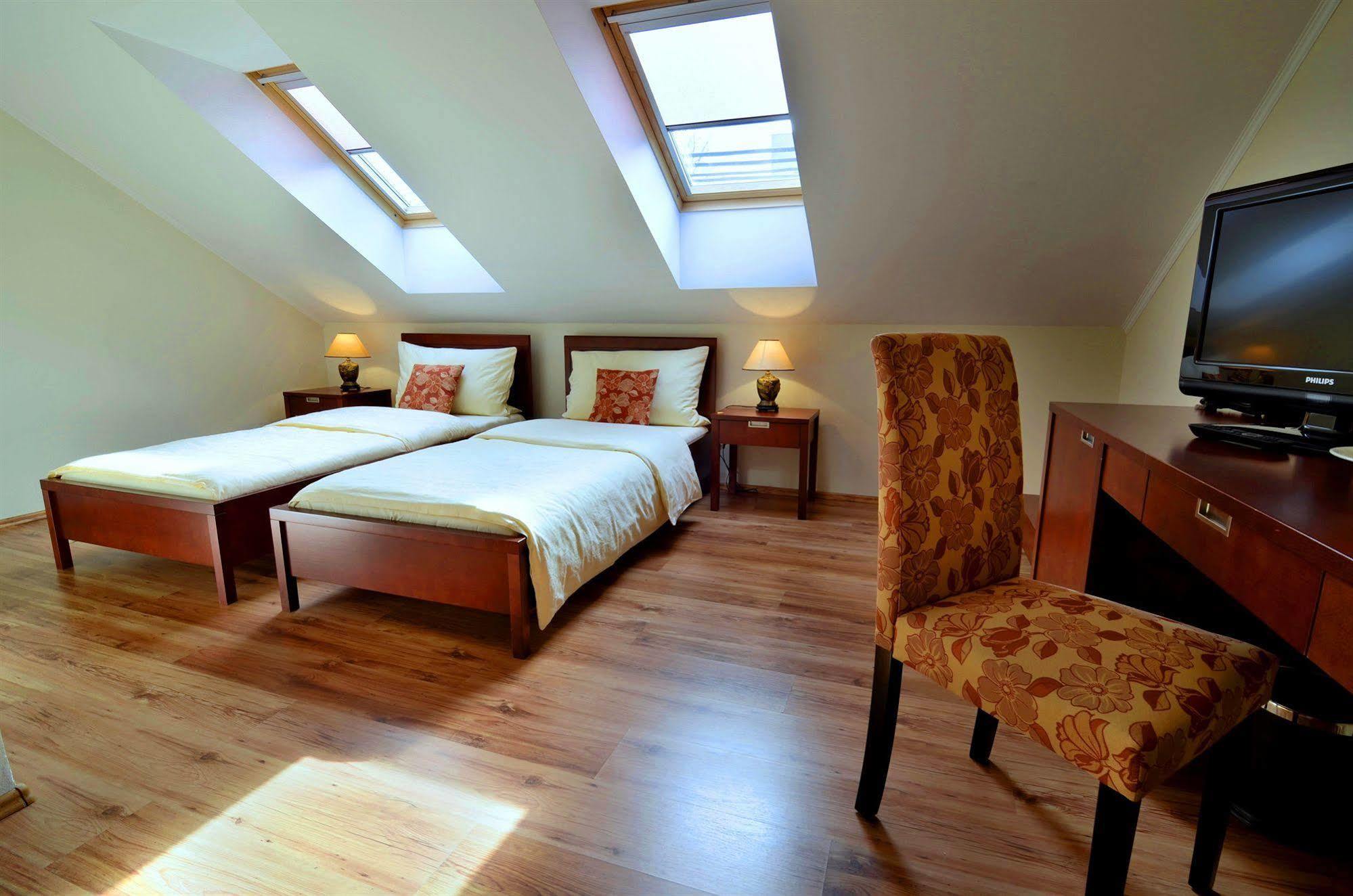 Eco Friendly Hotel Dalia Кошице Экстерьер фото